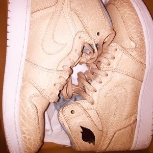 Sand Dune ( Og Pearl ) Air Jordan retro 1
